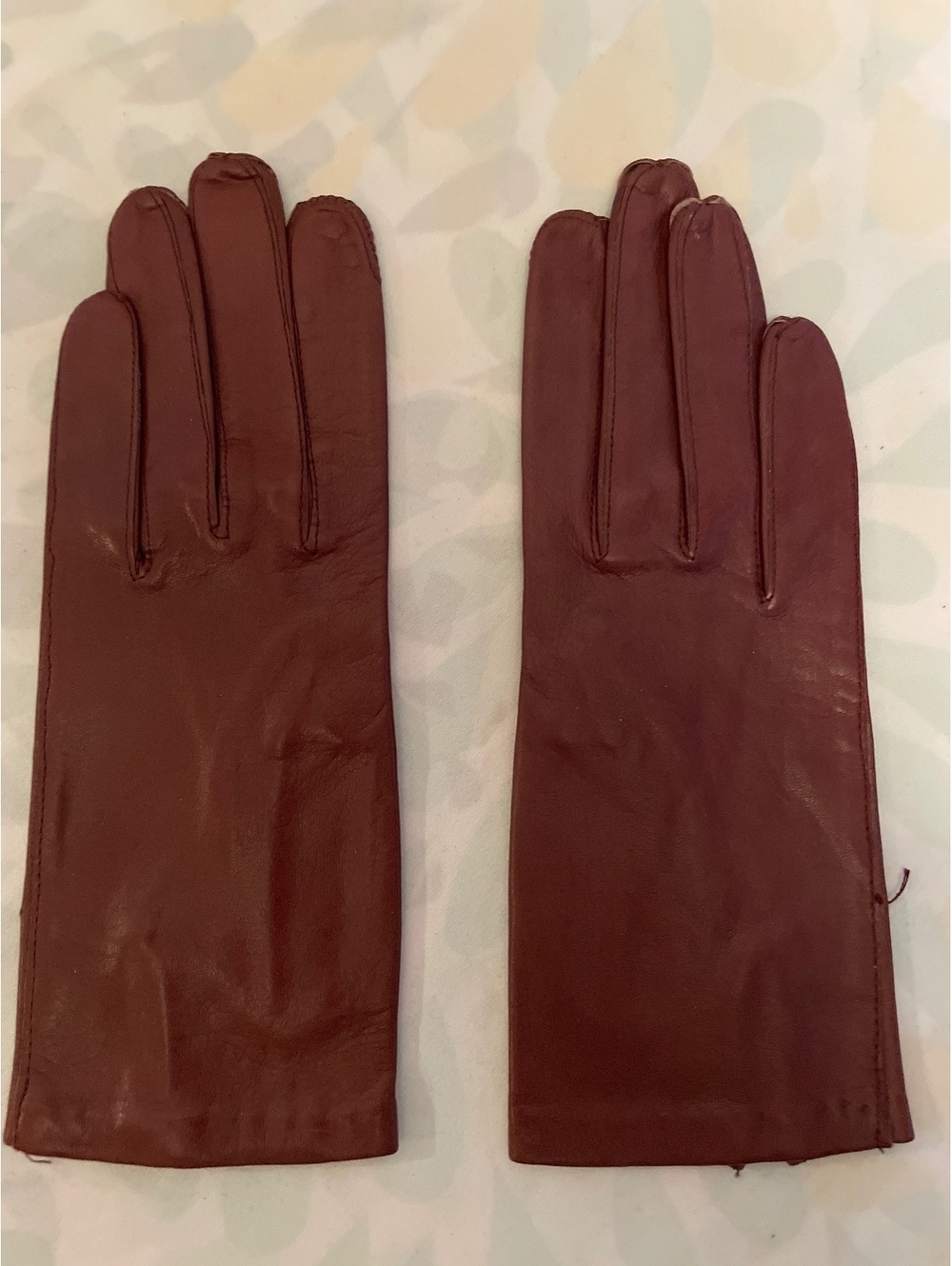 Vintage Burgundy Gloves Women's 6.5 Quiet Luxury Dark Academia 90s Minimalist
